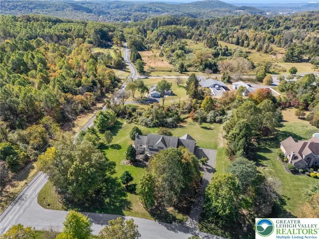 $875,000 | 2690 Greens Drive, Hellertown, PA 18055