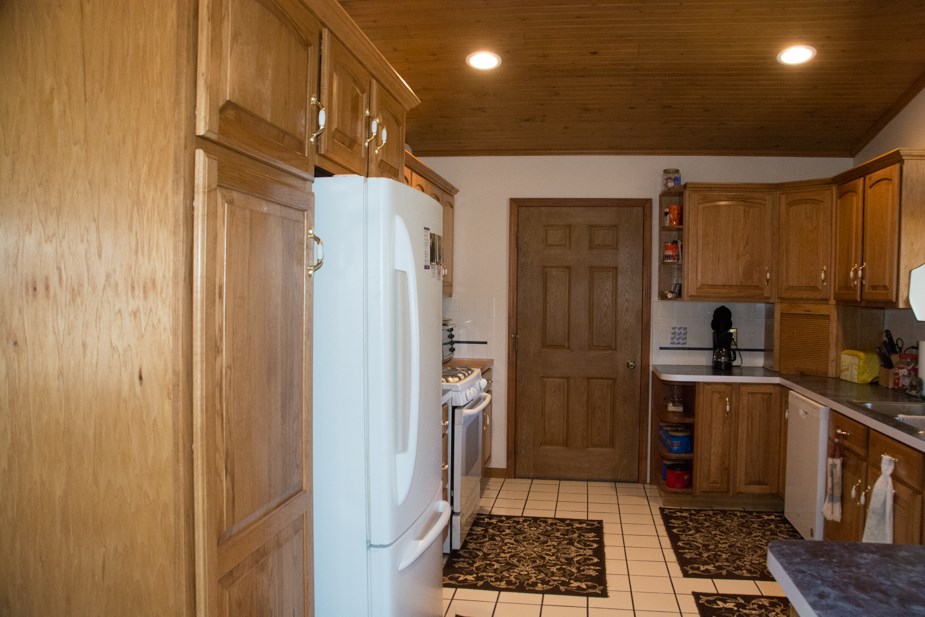 9455 Crouch Road Southeast Fife Lake, MI 49633 - Photo 9 of 47 1845674-8.JPG