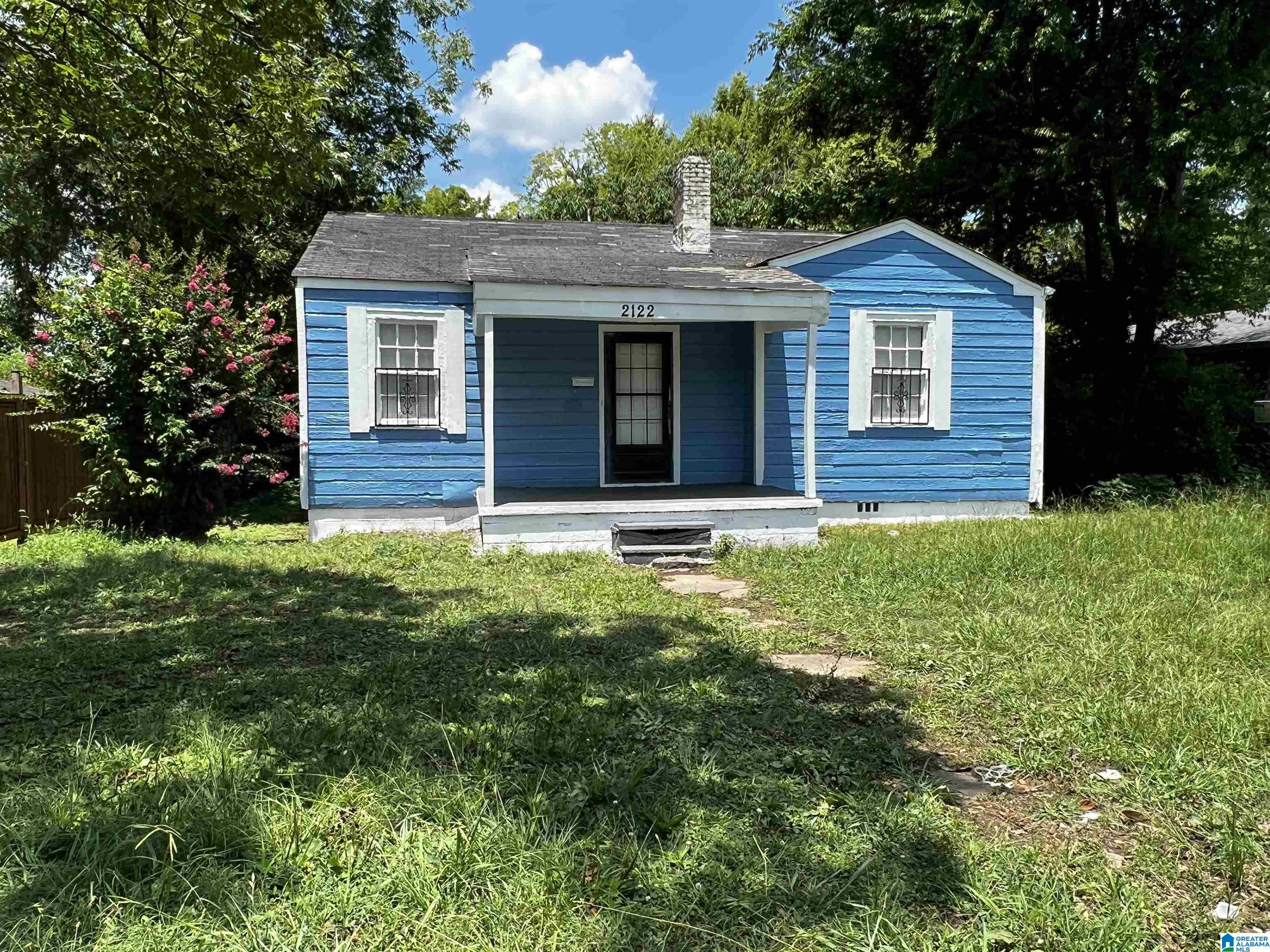 2122 Fulton Avenue Southwest Birmingham, AL 35211 - Photo 1 of 10