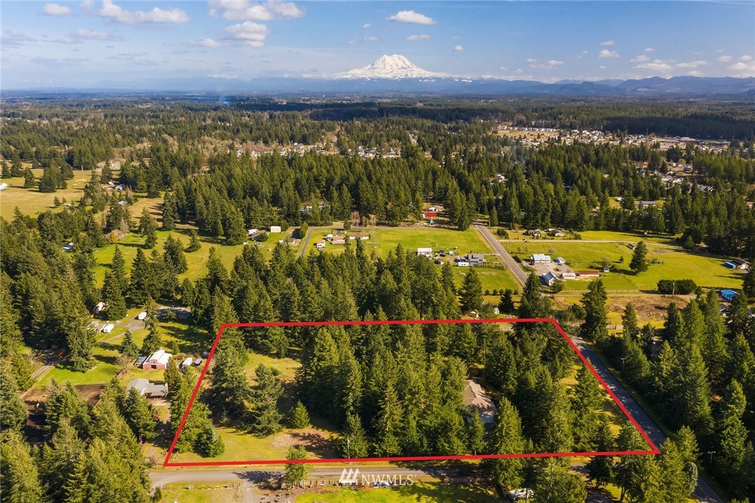 13138 Moes Road Southeast Rainier, WA 98576 - Photo 17 of 31 Gallery Image 17
