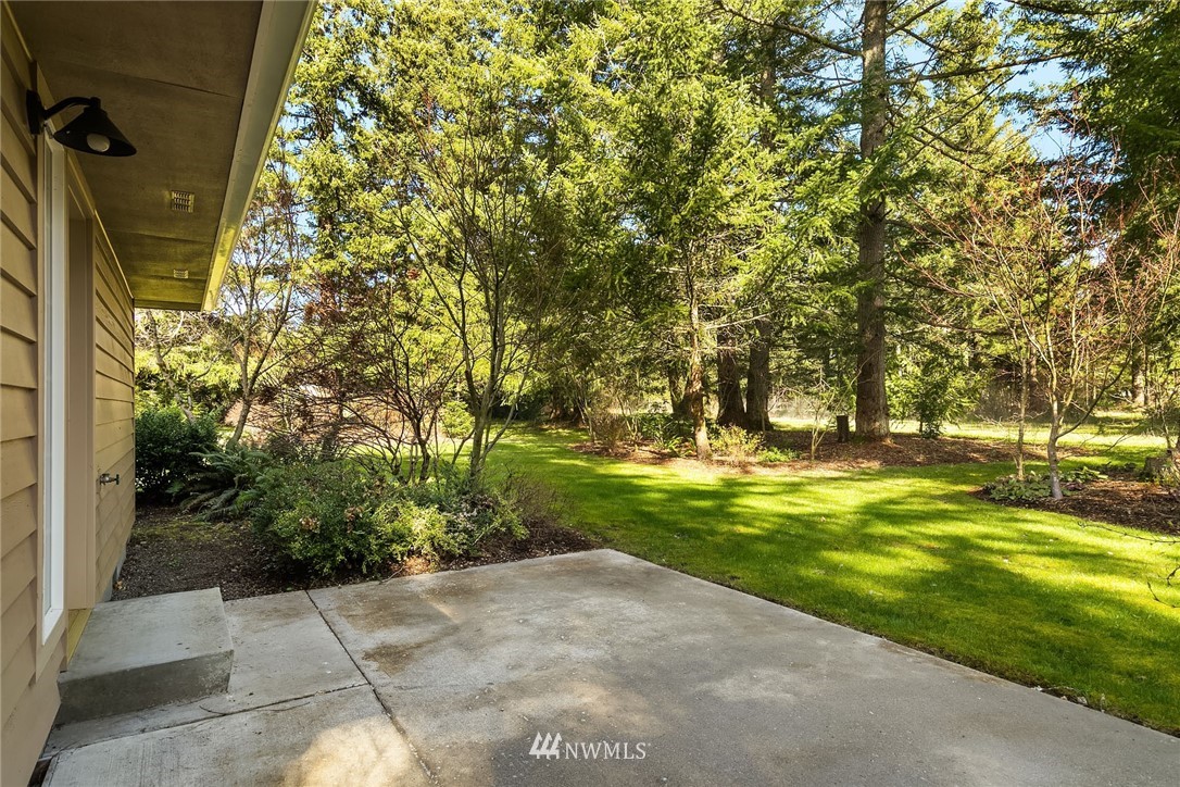 13138 Moes Road Southeast Rainier, WA 98576 - Photo 23 of 31 Gallery Image 23