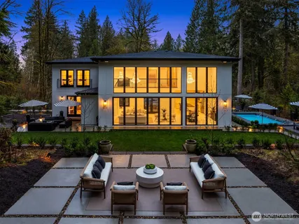$5,250,000 | 12284 196th Avenue Northeast, Redmond, WA 98053