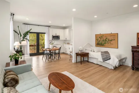 $5,250,000 | 12284 196th Avenue Northeast, Redmond, WA 98053