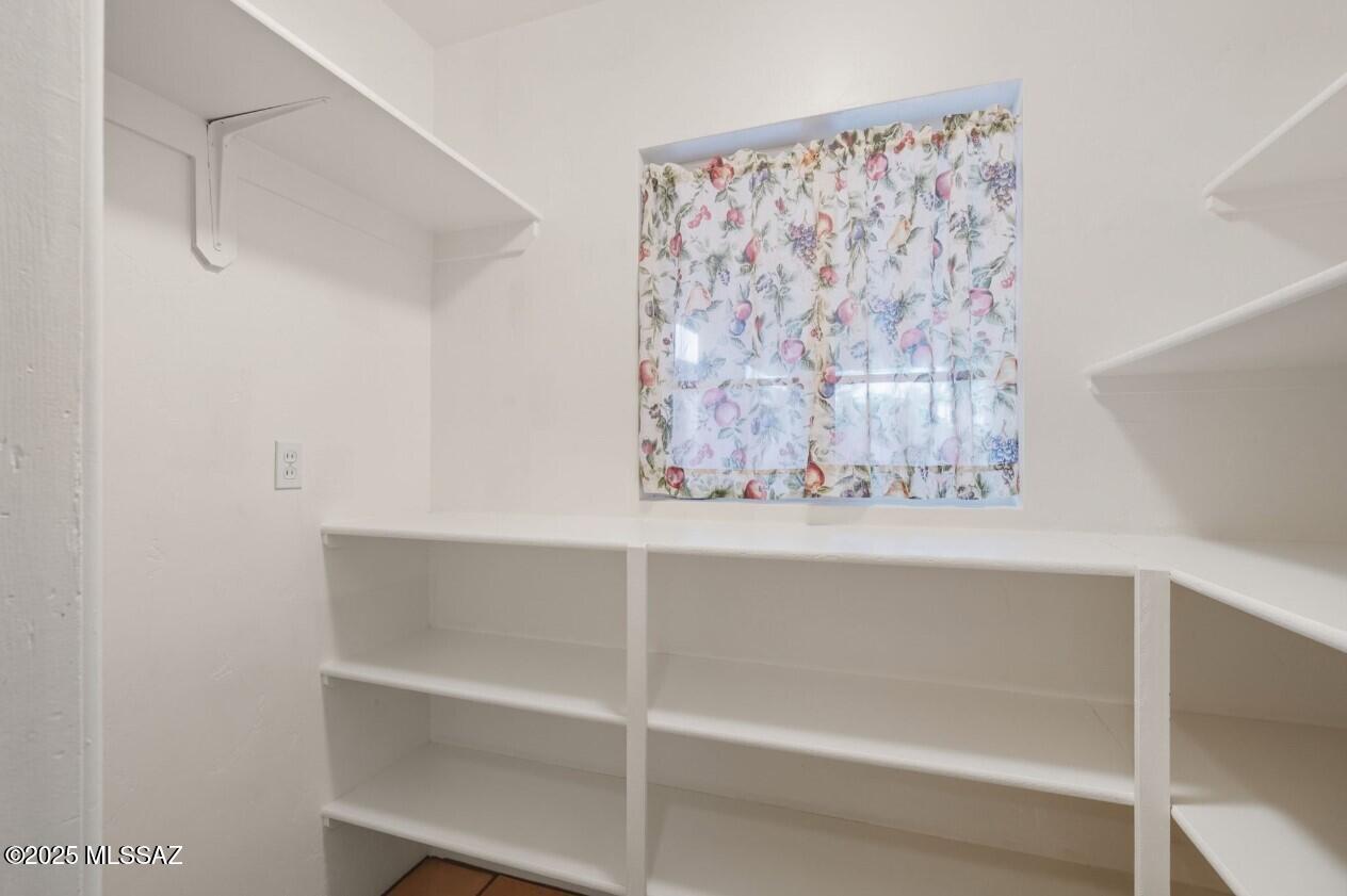 1308 East Spring Street Tucson, AZ 85719 - Photo 15 of 50 Gallery Image 15