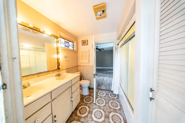 $1,025,000 | 1012 East Ashley Avenue, Folly Beach, SC 29439