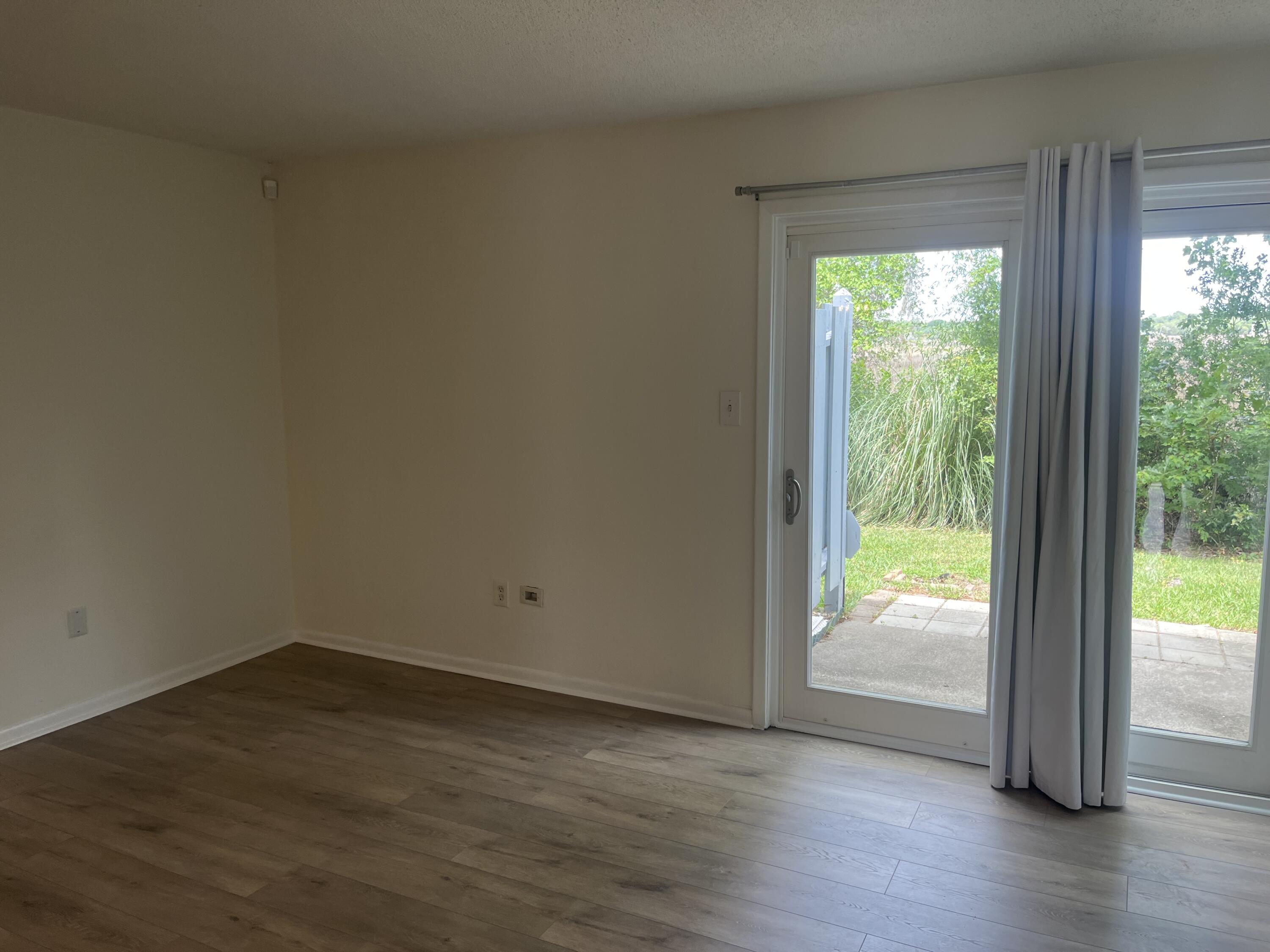 2362 Parsonage Road, Unit 11E Charleston, SC 29414 - Photo 4 of 15 IMG_5194