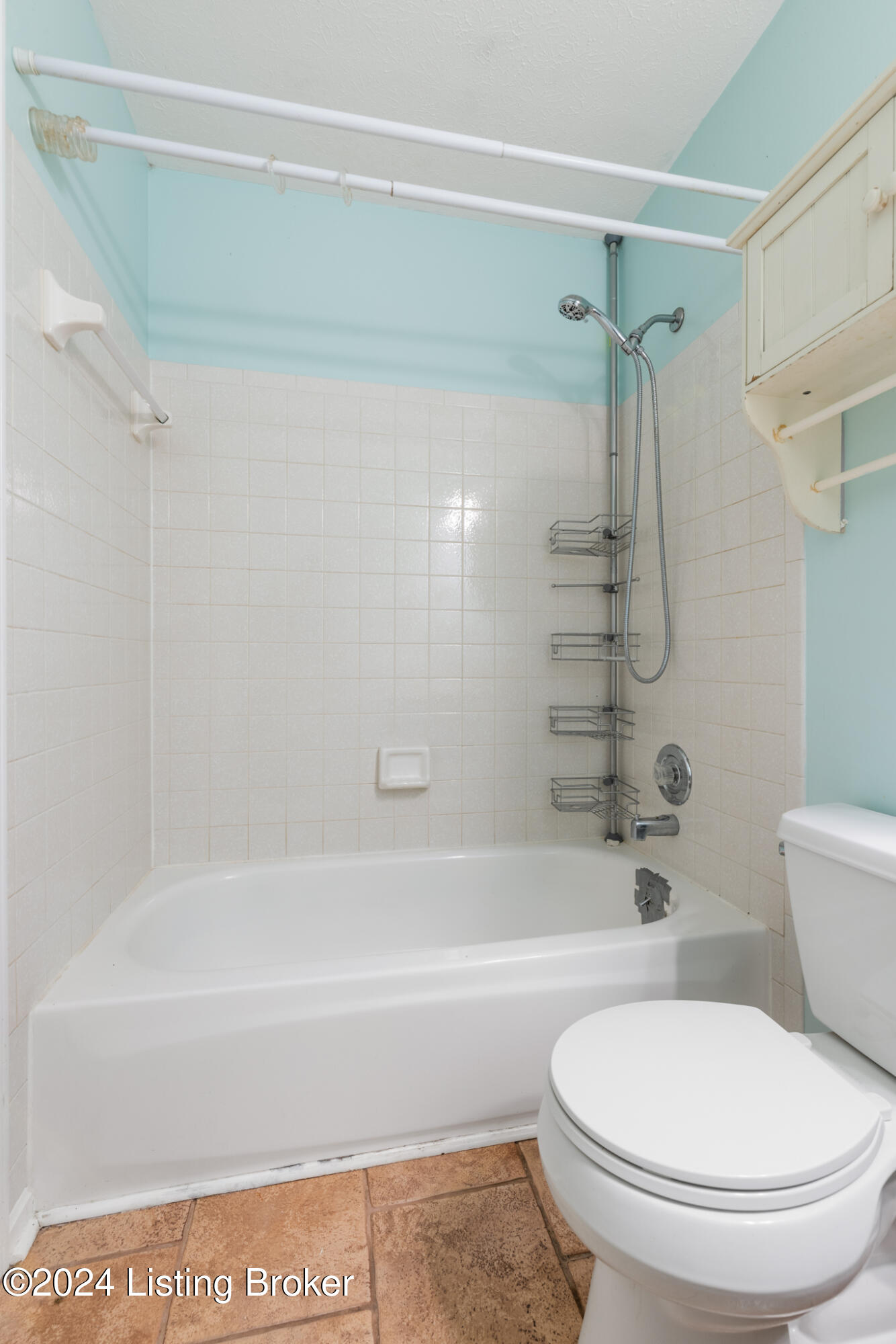 6000 Hurstview Road Louisville, KY 40291 - Photo 42 of 58 6000 Hurstview_8456