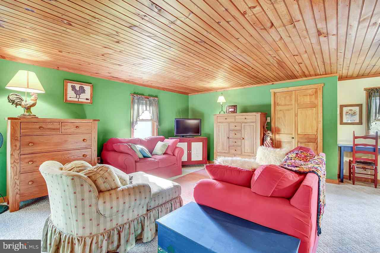 6002 Crone Road Dover, PA 17315 - Photo 17 of 36