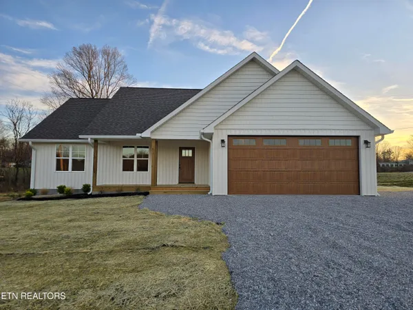 $299,000 | 214 Hemlock Springs Drive, Helenwood, TN 37755