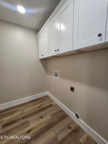 $299,000 | 214 Hemlock Springs Drive, Helenwood, TN 37755