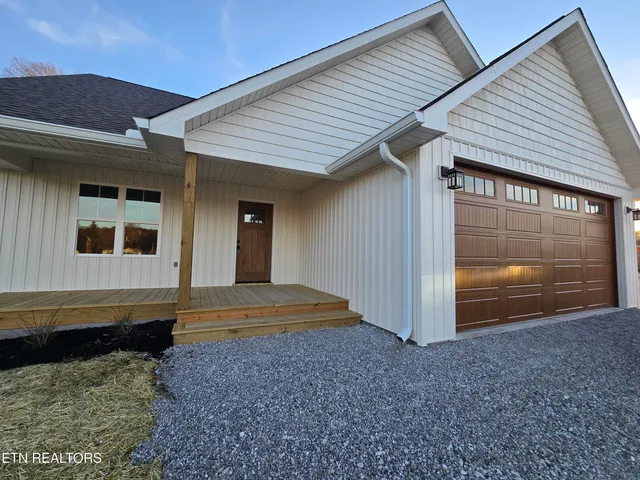 $299,000 | 214 Hemlock Springs Drive, Helenwood, TN 37755