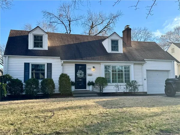 $469,950 | 3901 West 73rd Terrace, Prairie Village, KS 66208