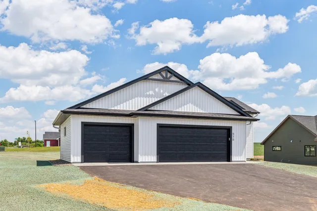 $349,900 | 883 North Grant Street, Ellsworth, WI 54011