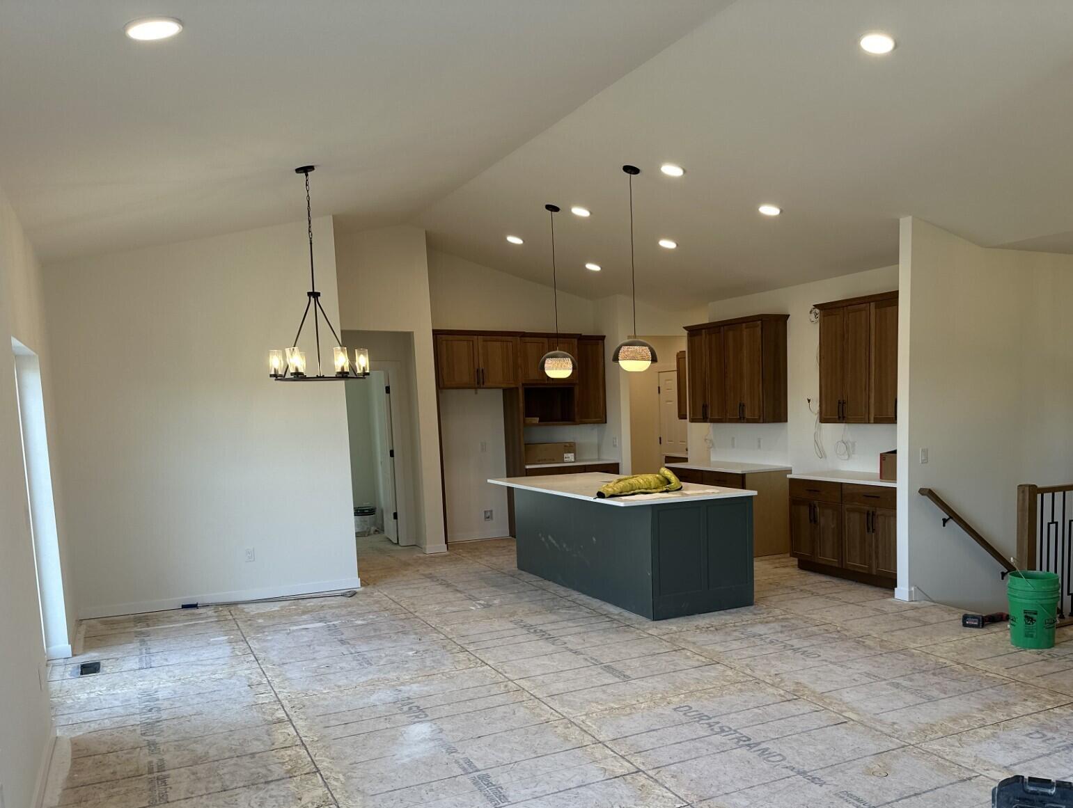 438 Sandstone Street Slinger, WI 53086 - Photo 5 of 8 Kitchen & Dinette