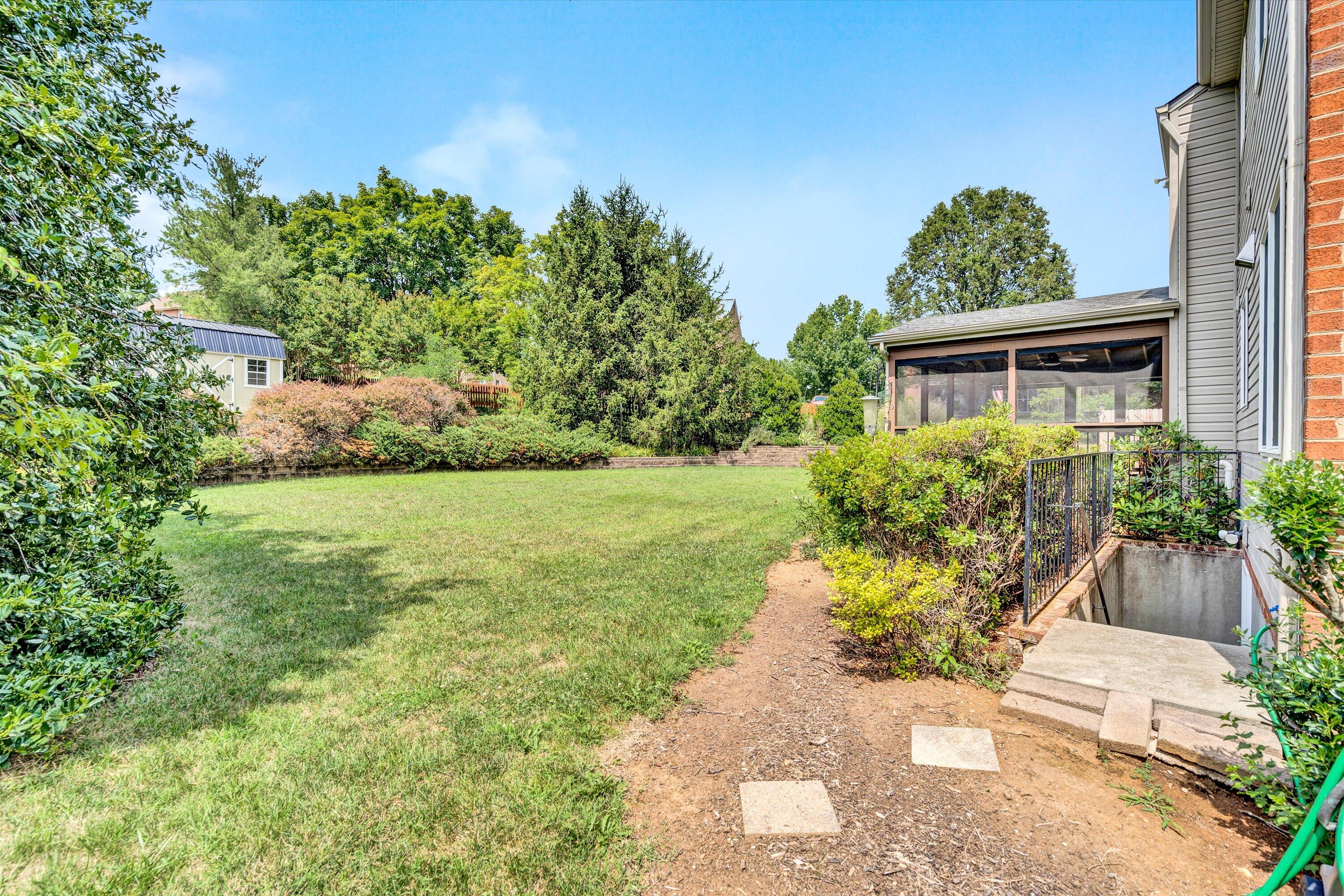 5009 Britaney Road Roanoke, VA 24012 - Photo 36 of 42 36-DSC04022