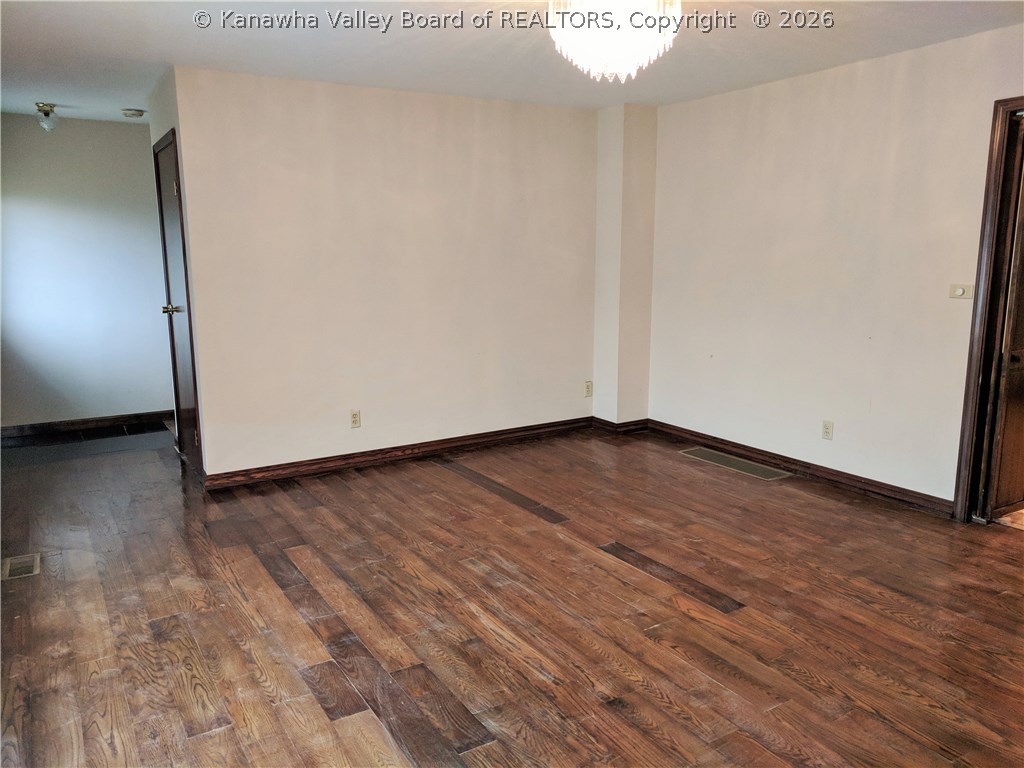 515 29th Street Point Pleasant, WV 25550 - Photo 3 of 21 Living Room from Front Entryway