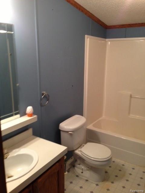10562 Godfrey Road Morrice, MI 48857 - Photo 16 of 22 main bathroom