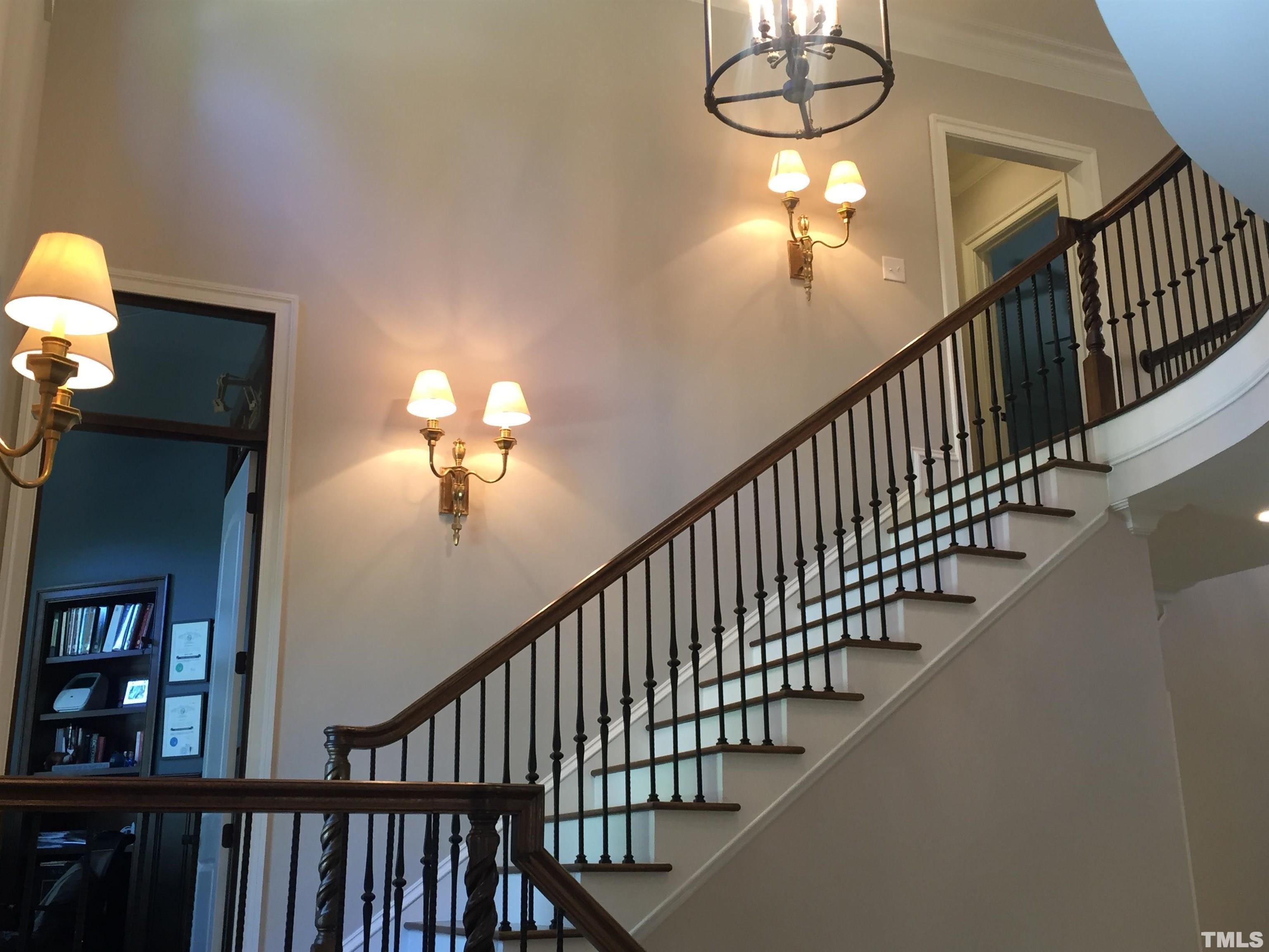 3449 Bradley Place Raleigh, NC 27607 - Photo 6 of 11 Photo #6