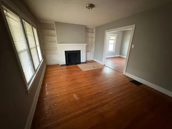 $189,900 | 1673 Cleveland Avenue, Columbus, OH 43211