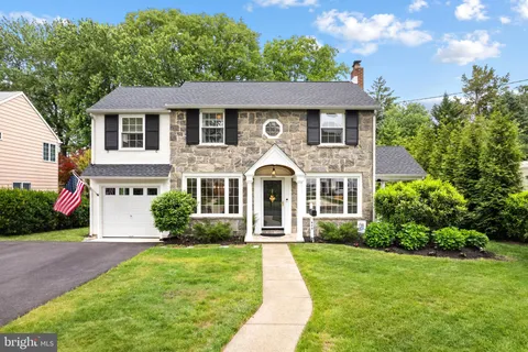 $694,000 | 809 West Redman Avenue, Haddonfield, NJ 08033
