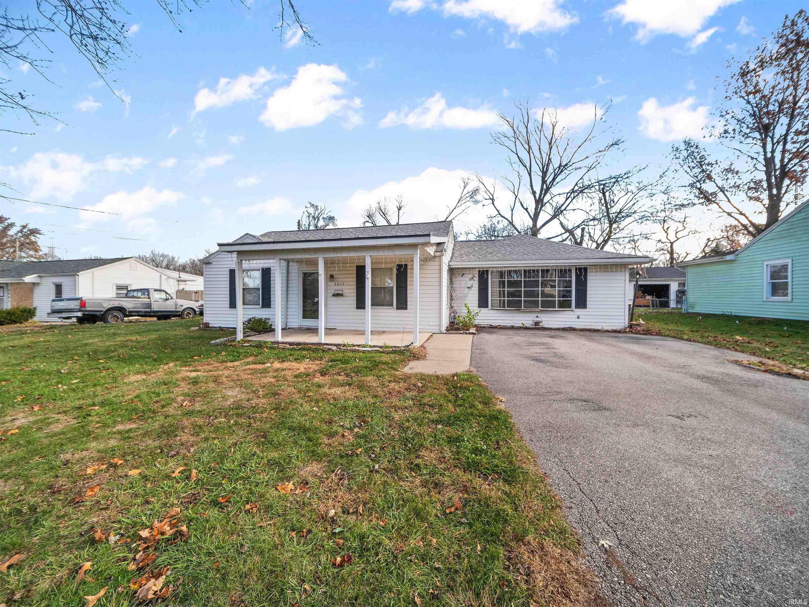 5017 Tyrone Road Fort Wayne, IN 46809 - Photo 2 of 31