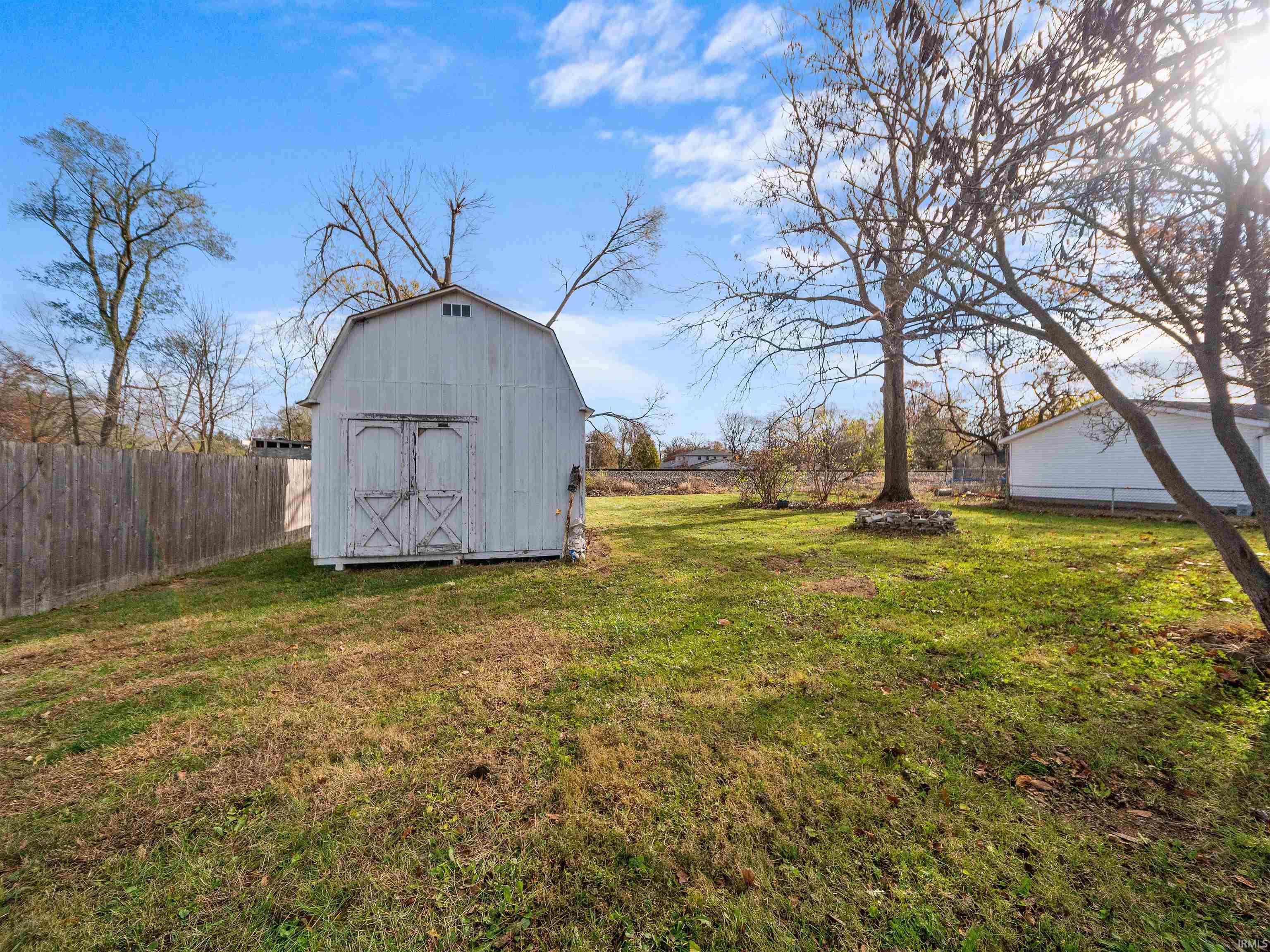5017 Tyrone Road Fort Wayne, IN 46809 - Photo 7 of 31