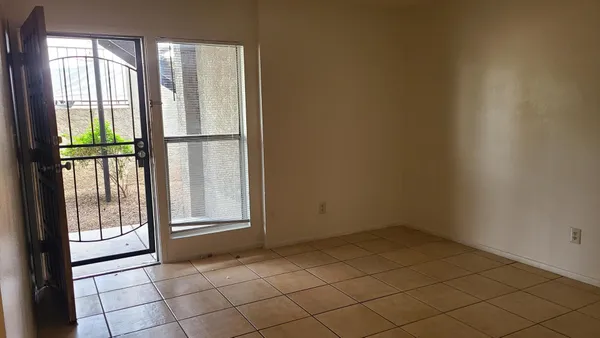 $850 | 1345 East Campbell Avenue, Unit 5, Phoenix, AZ 85014