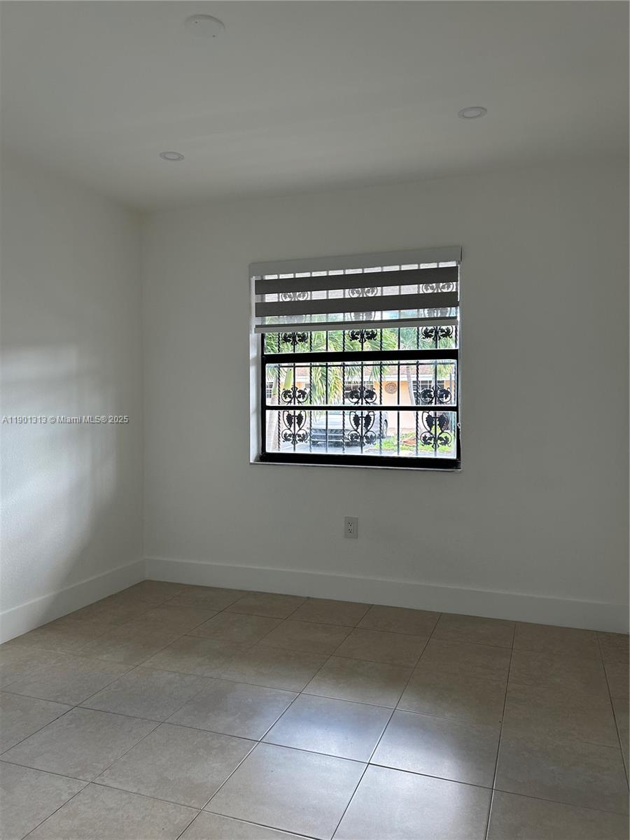 5214 West 24th Way, Unit 18D Hialeah, FL 33016 - Photo 22 of 52