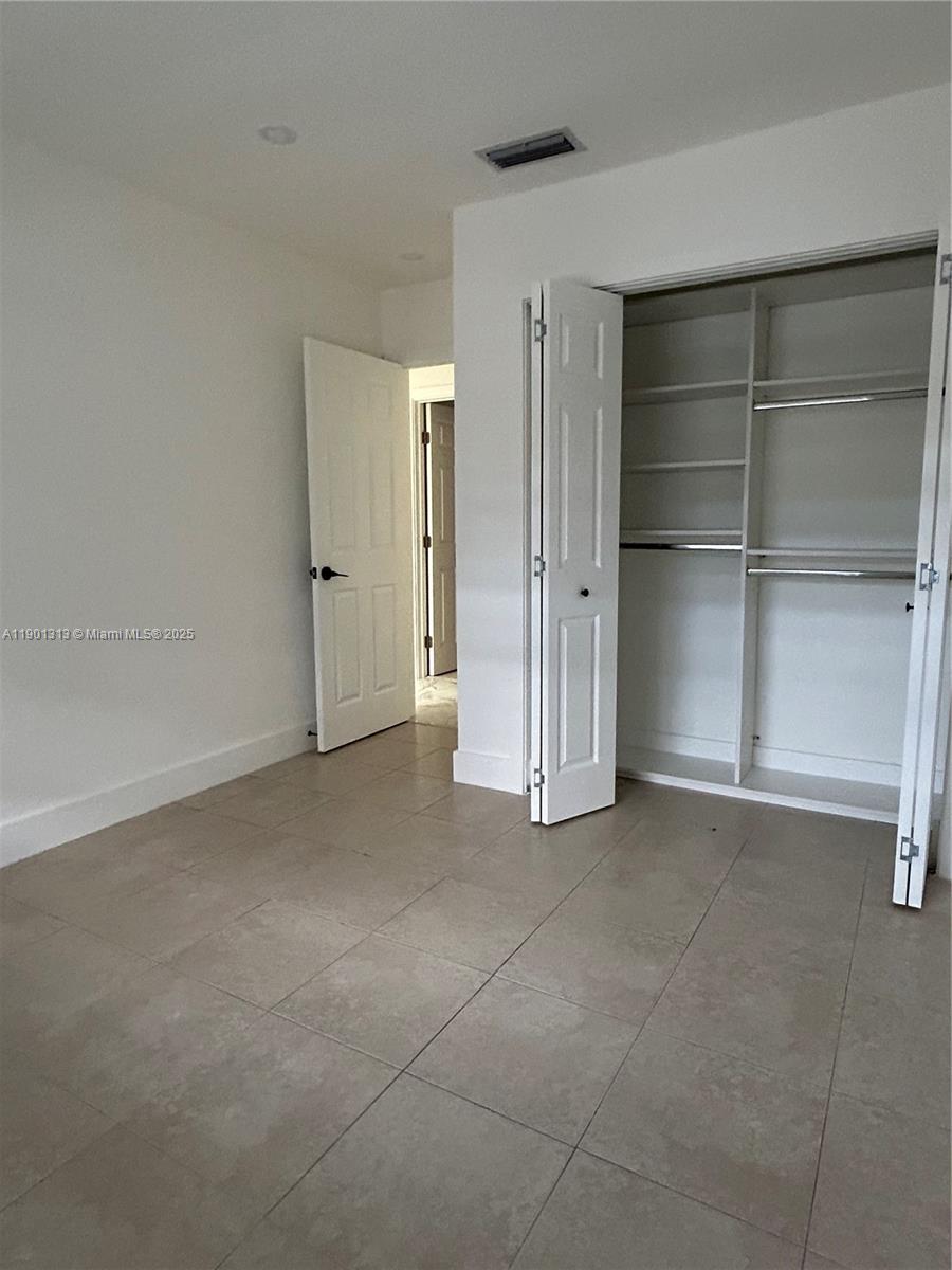 5214 West 24th Way, Unit 18D Hialeah, FL 33016 - Photo 24 of 52