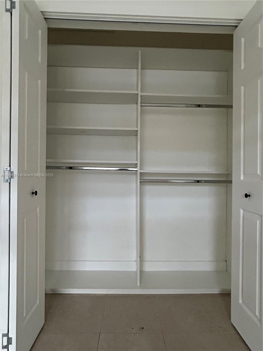 5214 West 24th Way, Unit 18D Hialeah, FL 33016 - Photo 25 of 52