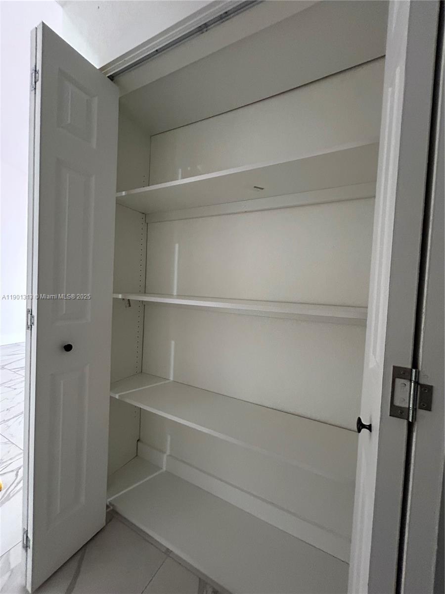 5214 West 24th Way, Unit 18D Hialeah, FL 33016 - Photo 32 of 52