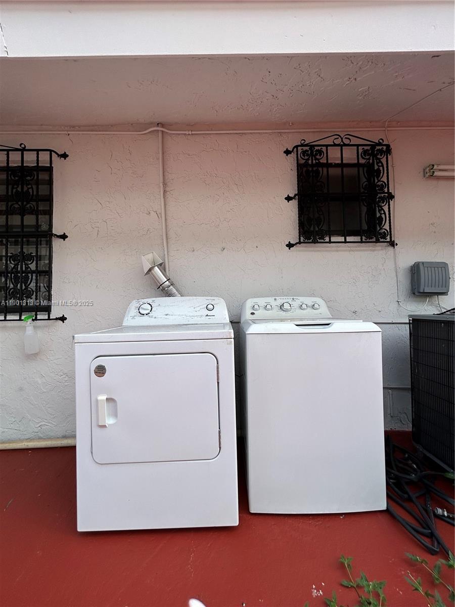 5214 West 24th Way, Unit 18D Hialeah, FL 33016 - Photo 44 of 52