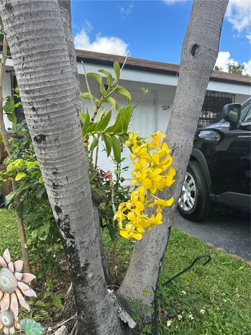 $2,800 | 5214 West 24th Way, Unit 18D, Hialeah, FL 33016