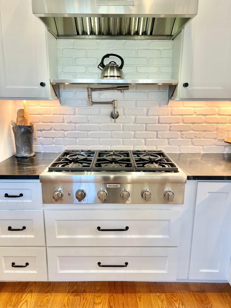 264 Katama Road Edgartown, MA 02539 - Photo 36 of 137 Gallery Image 36