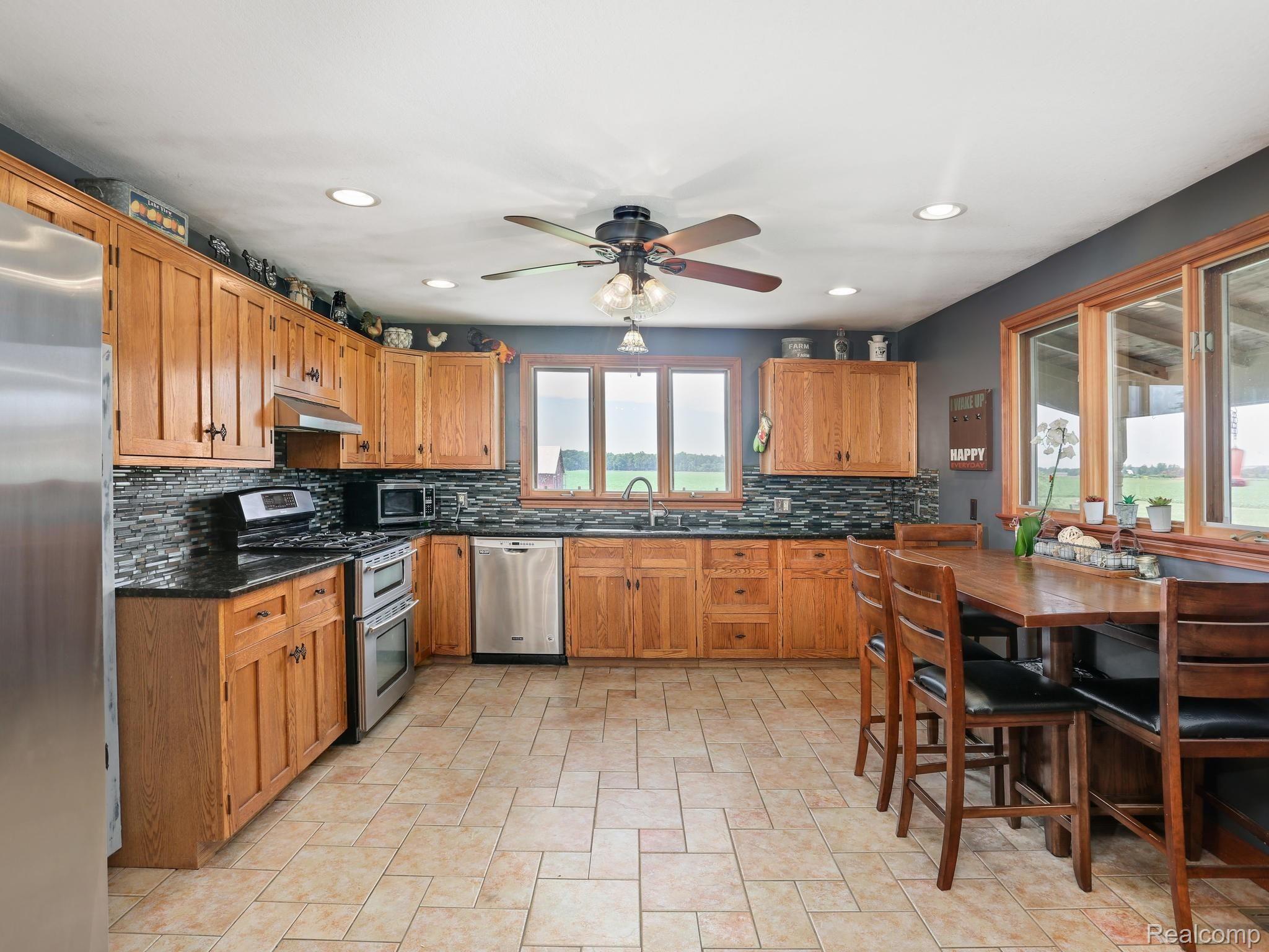 5504 Fay Road Carleton, MI 48117 - Photo 11 of 30 5504 Fay Rd Carleton MI 48117-015-015-5504 Fay Road Carleton0015-MLS_Size.jpg