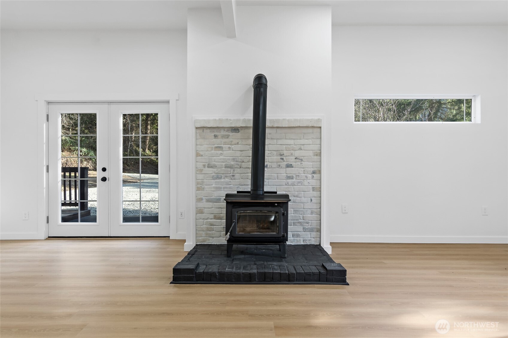 17902 Mulqueen Road Southeast Rainier, WA 98576 - Photo 13 of 40 Gallery Image 13