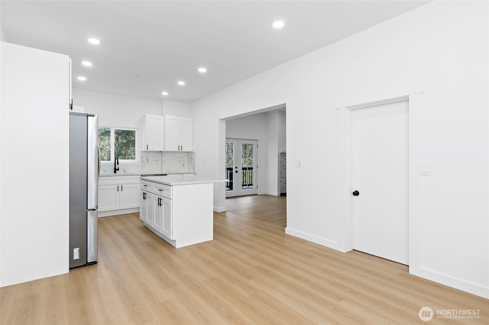 17902 Mulqueen Road Southeast Rainier, WA 98576 - Photo 17 of 40 Gallery Image 17