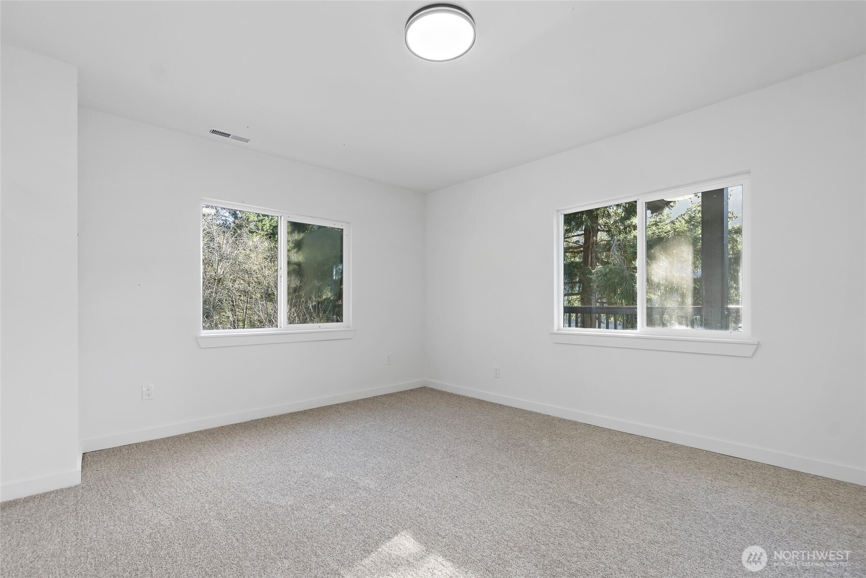 17902 Mulqueen Road Southeast Rainier, WA 98576 - Photo 23 of 40 Gallery Image 23