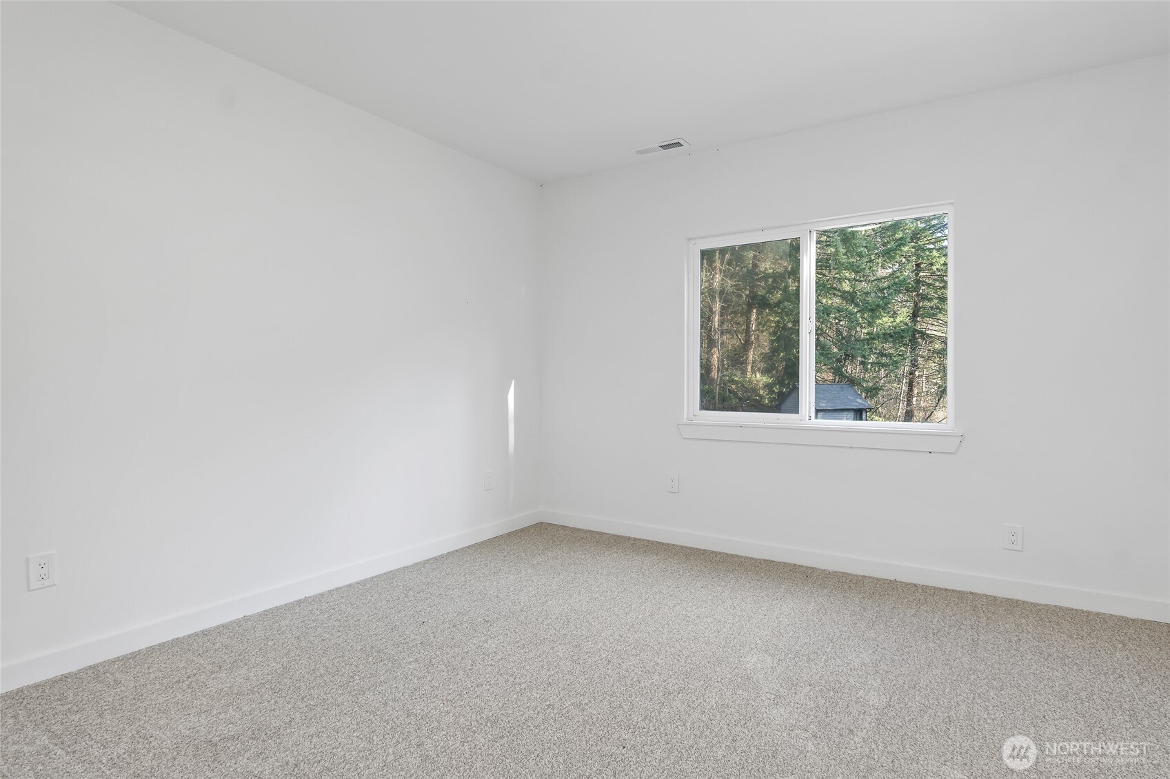 17902 Mulqueen Road Southeast Rainier, WA 98576 - Photo 31 of 40 Gallery Image 31