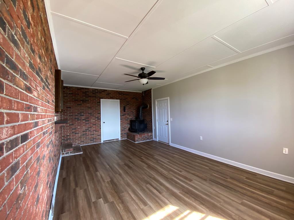 512 Grumling Road West Hodges, SC 29653 - Photo 8 of 19
