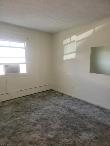 $118,500 | 390 Lake Shore West, Unit B, Montague, NJ 07827