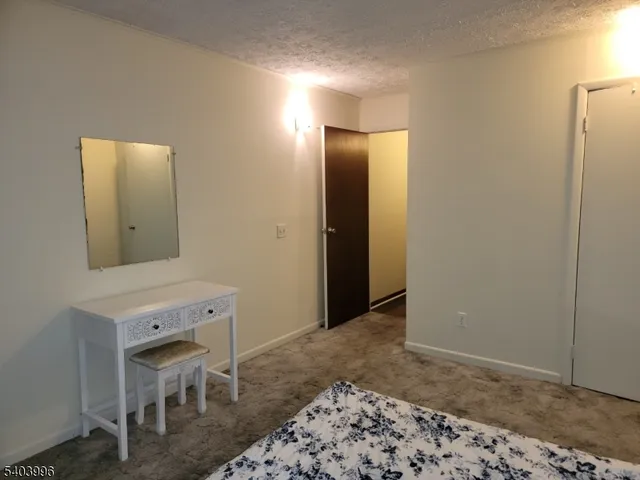 $118,500 | 390 Lake Shore West, Unit B, Montague, NJ 07827