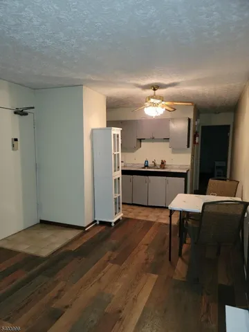 $118,500 | 390 Lake Shore West, Unit B, Montague, NJ 07827