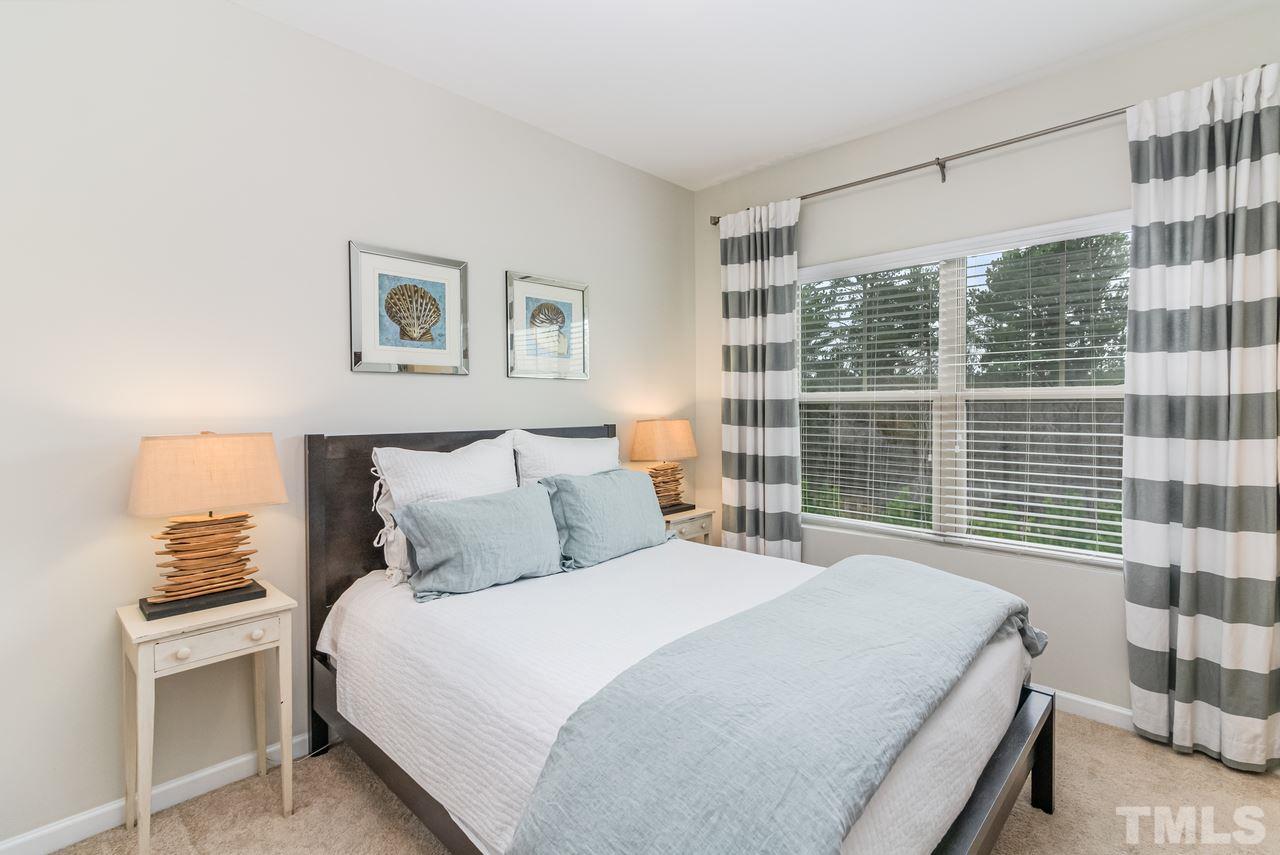 1637 Crafton Way Raleigh, NC 27607 - Photo 15 of 21