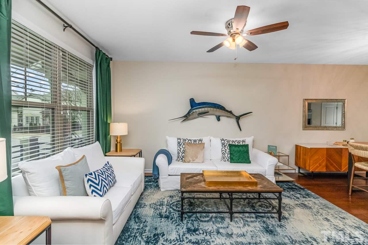 1637 Crafton Way Raleigh, NC 27607 - Photo 5 of 21