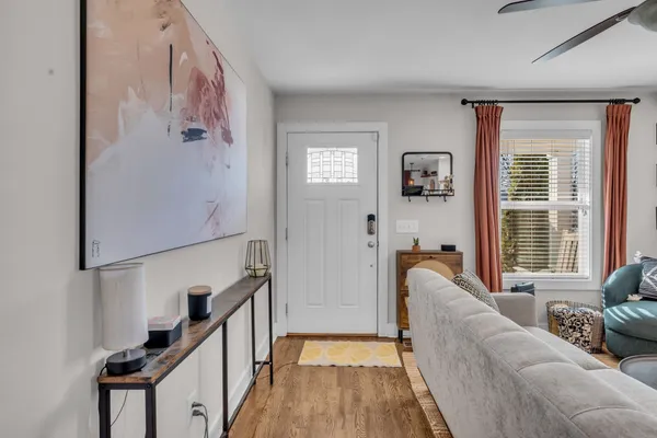 $2,600 | 1412 22nd Avenue North, Nashville, TN 37208