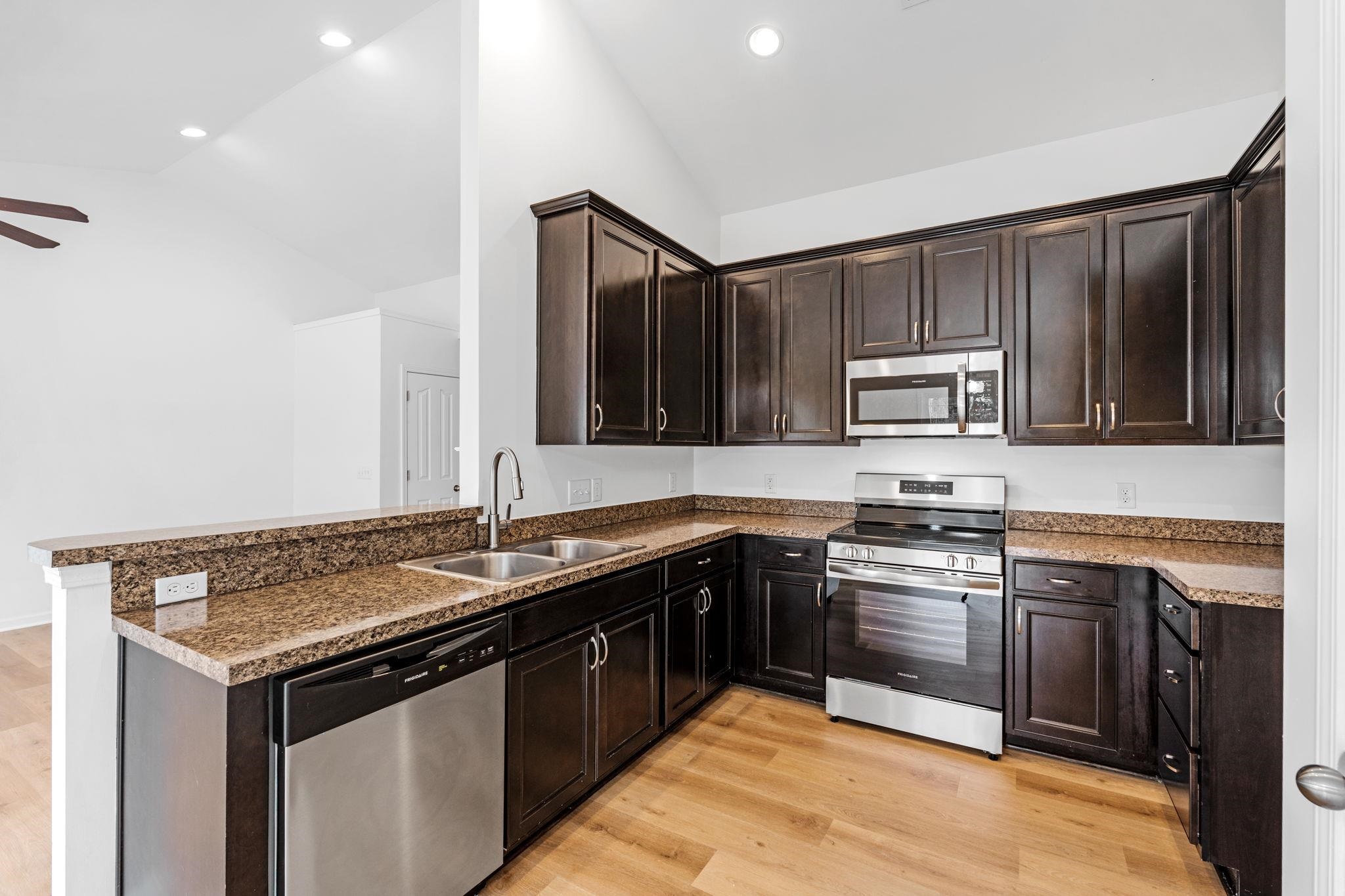 304 Riverdale Road Simpsonville, SC 29680 - Photo 10 of 21