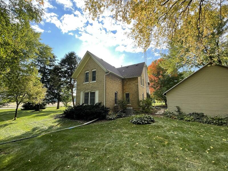 N3991 Highway 89 Jefferson, WI 53549 - Photo 3 of 47 18