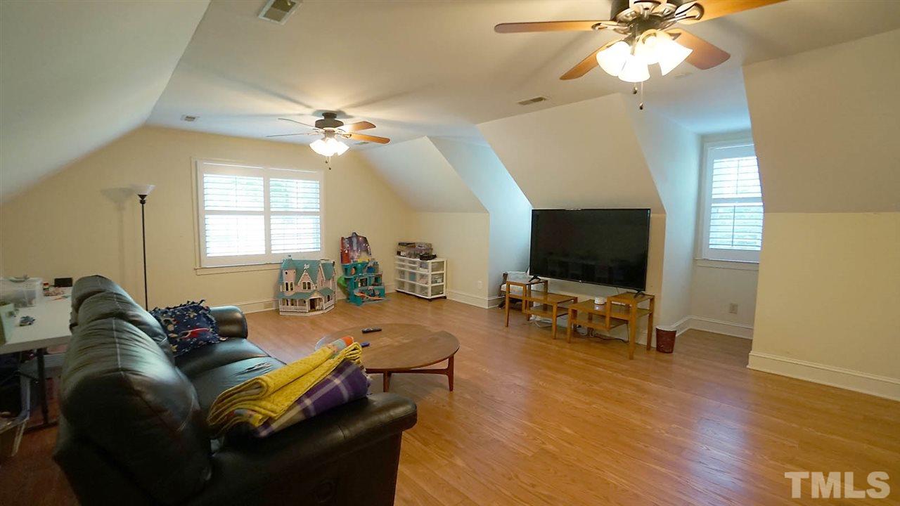 7813 Harbor Drive Raleigh, NC 27615 - Photo 20 of 30 Gallery Image 20