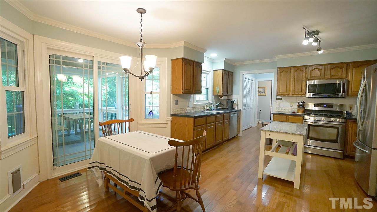 7813 Harbor Drive Raleigh, NC 27615 - Photo 7 of 30 Gallery Image 7